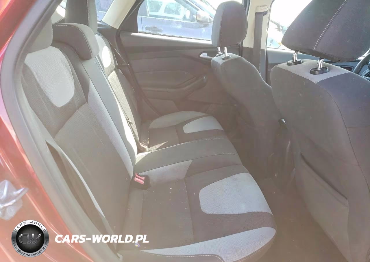 2014 Ford Focus Se VIN:1FADP3K25EL271516 - 10