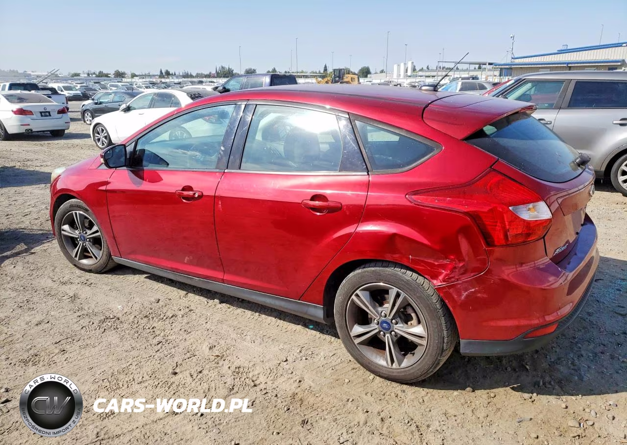 2014 Ford Focus Se VIN:1FADP3K25EL271516 - 2