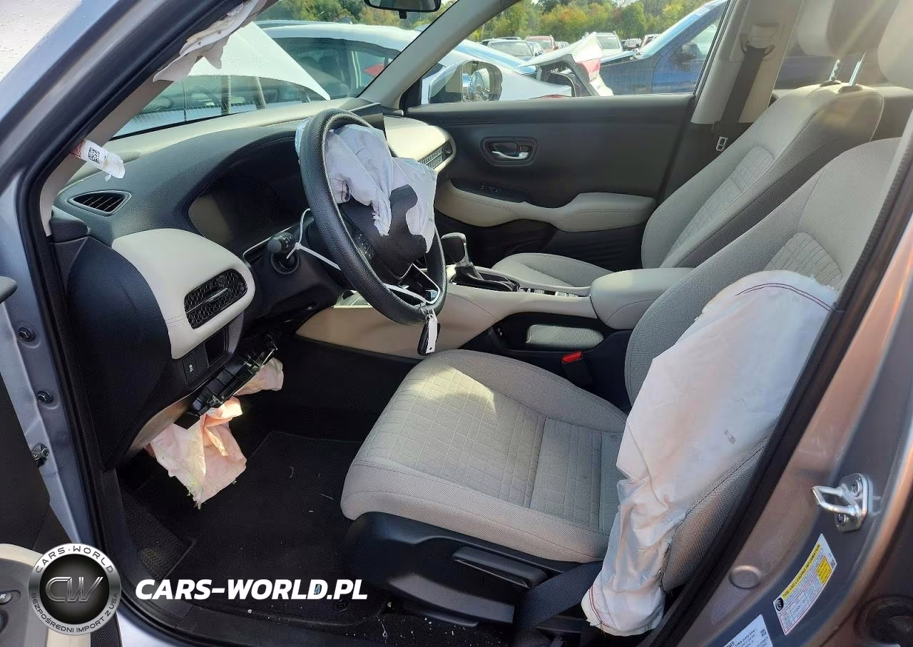 2026 Honda Hr-V Lx VIN:3CZRZ2H33TM776304 - 7