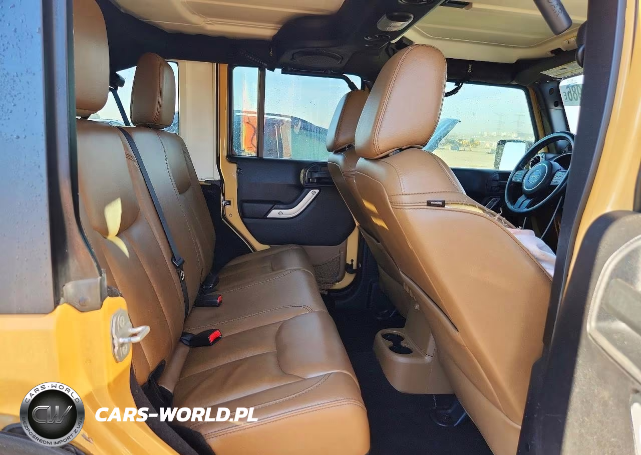2014 Jeep Wrangler Unlimited Rubicon VIN:1C4HJWFGXEL246678 - 10
