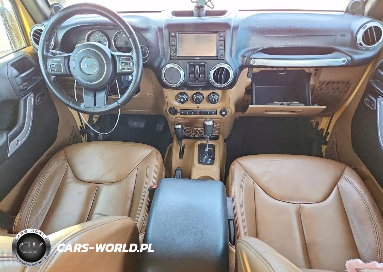 2014 Jeep Wrangler Unlimited Rubicon VIN:1C4HJWFGXEL246678 - 8