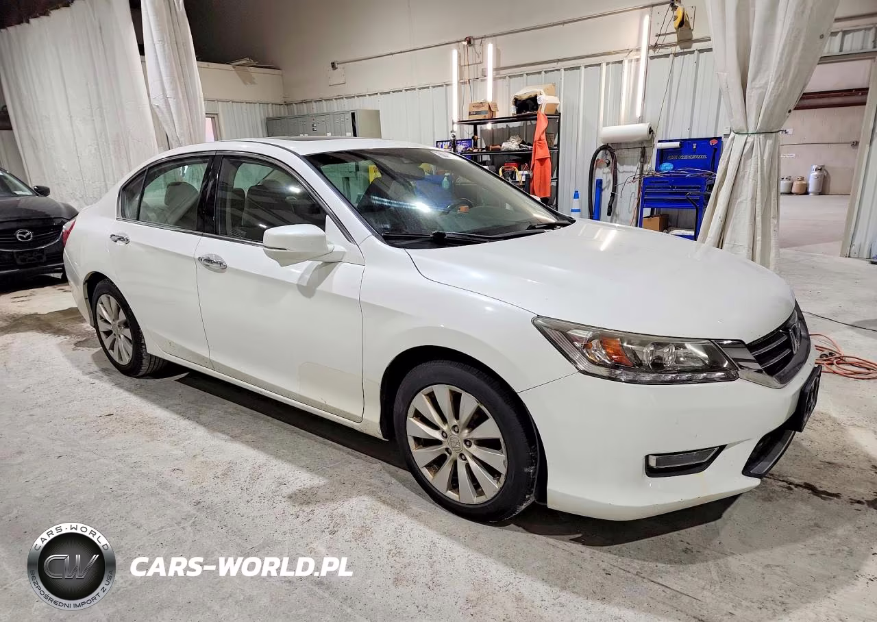 2013 Honda Accord Touring VIN:1HGCR3F99DA027290 - 4