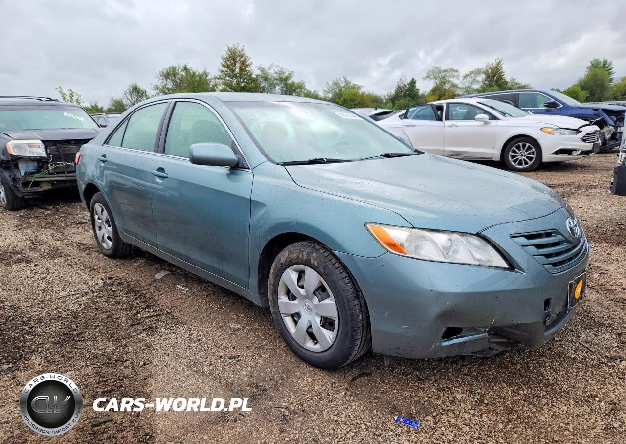 2007 Toyota Camry Le VIN:JTNBE46KX73073164 - 4