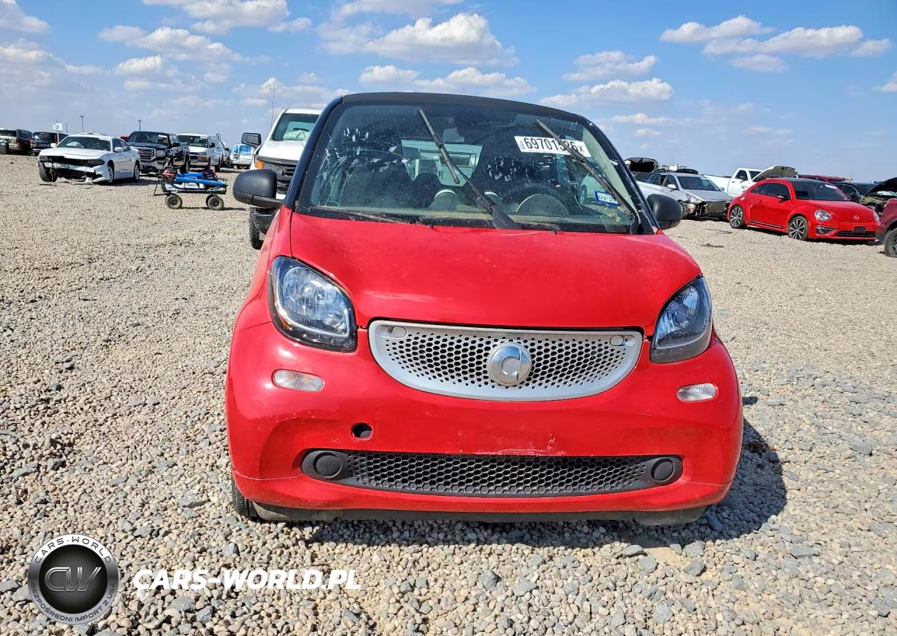 2017 Smart Fortwo VIN:WMEFJ5DA6HK172056 - 5