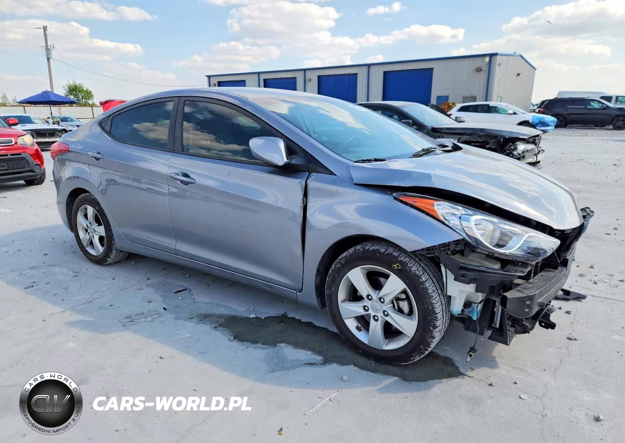 2013 Hyundai Elantra Gls VIN:KMHDH4AEXDU811519 - 4