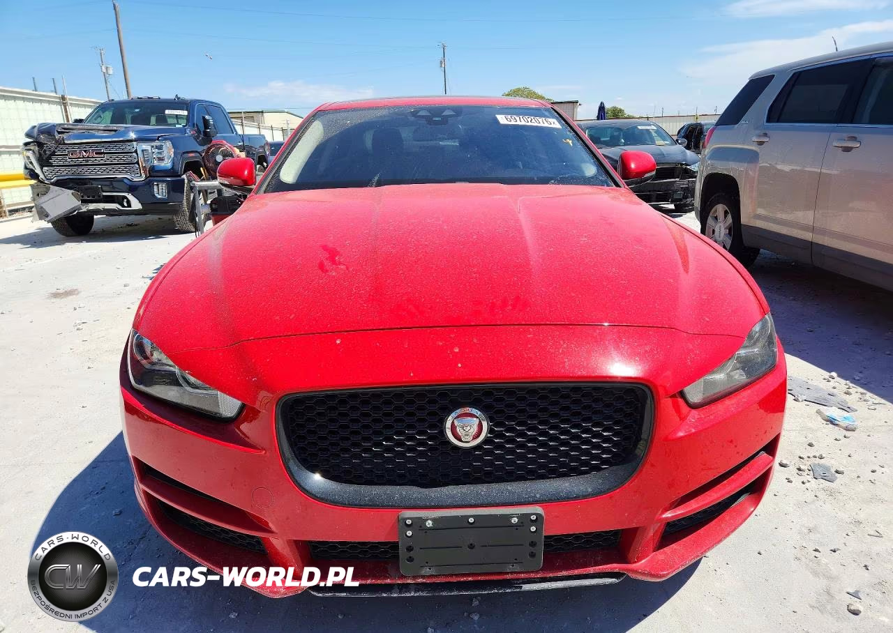 2018 Jaguar Xe Prestige VIN:SAJAE4FX9JCP41525 - 5