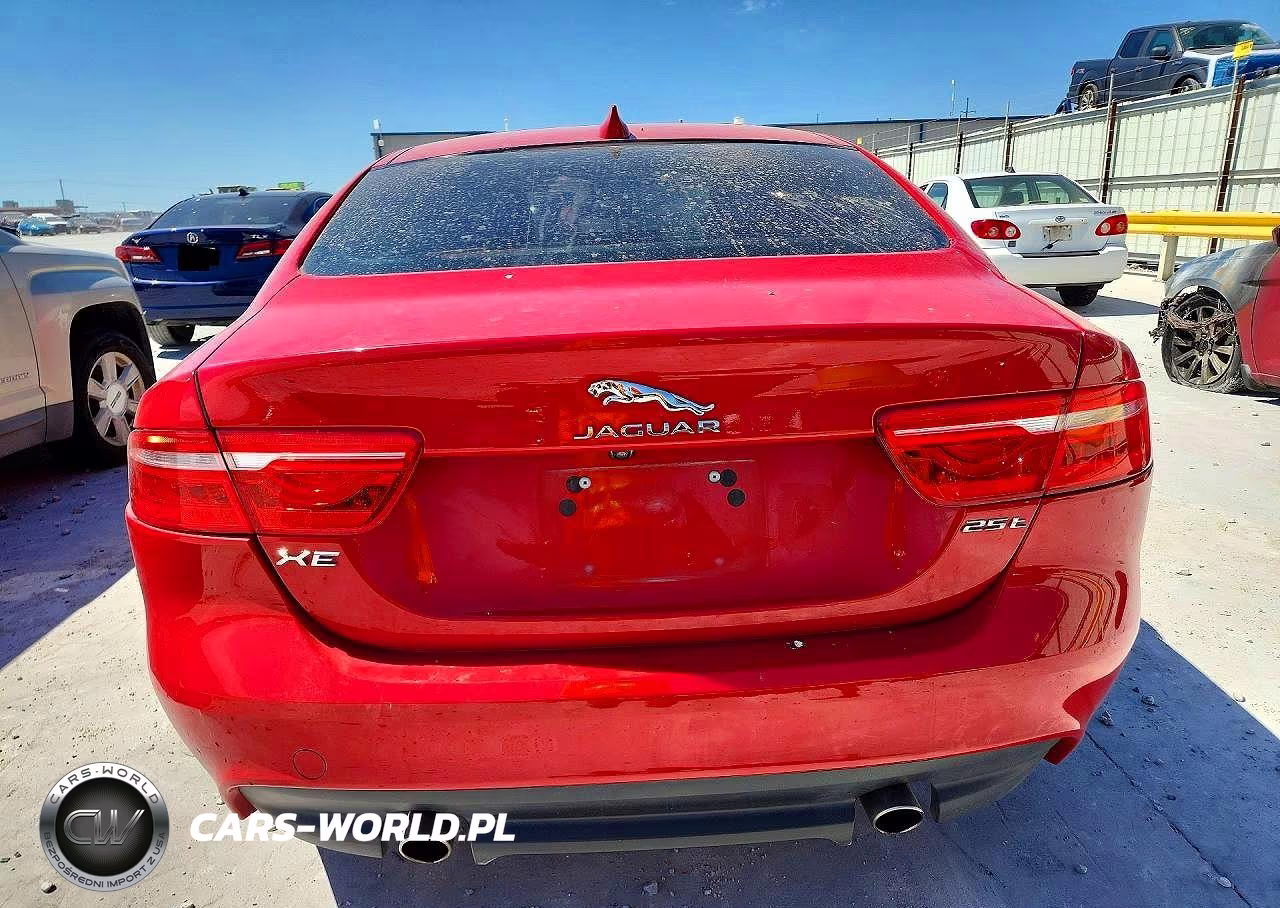 2018 Jaguar Xe Prestige VIN:SAJAE4FX9JCP41525 - 6