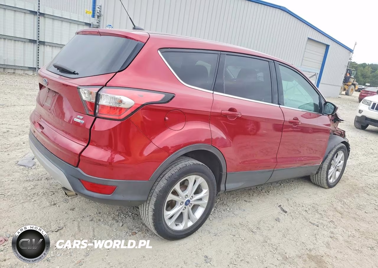 2017 Ford Escape Se VIN:1FMCU9GDXHUC70402 - 3