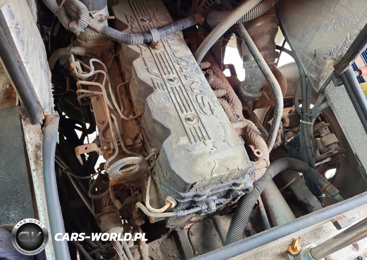 2001 Freightliner Chassis M Line Walk-In Van VIN:4UZAARBW11CH94951 - 12