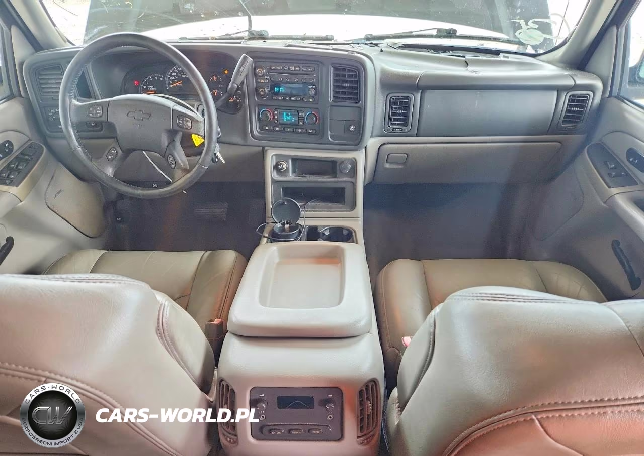 2005 Chevrolet Avalanche C1500 VIN:3GNEC12Z55G285187 - 8
