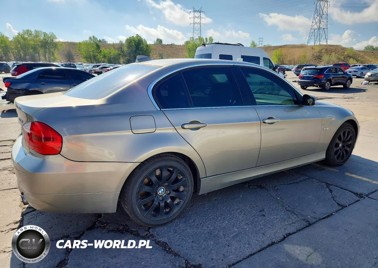 2008 BMW 335 Xi VIN:WBAVD53528A284510 - 3