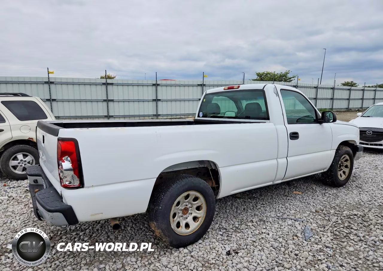 2007 Chevrolet Silverado C1500 Classic VIN:1GCEC14X67Z169911 - 3