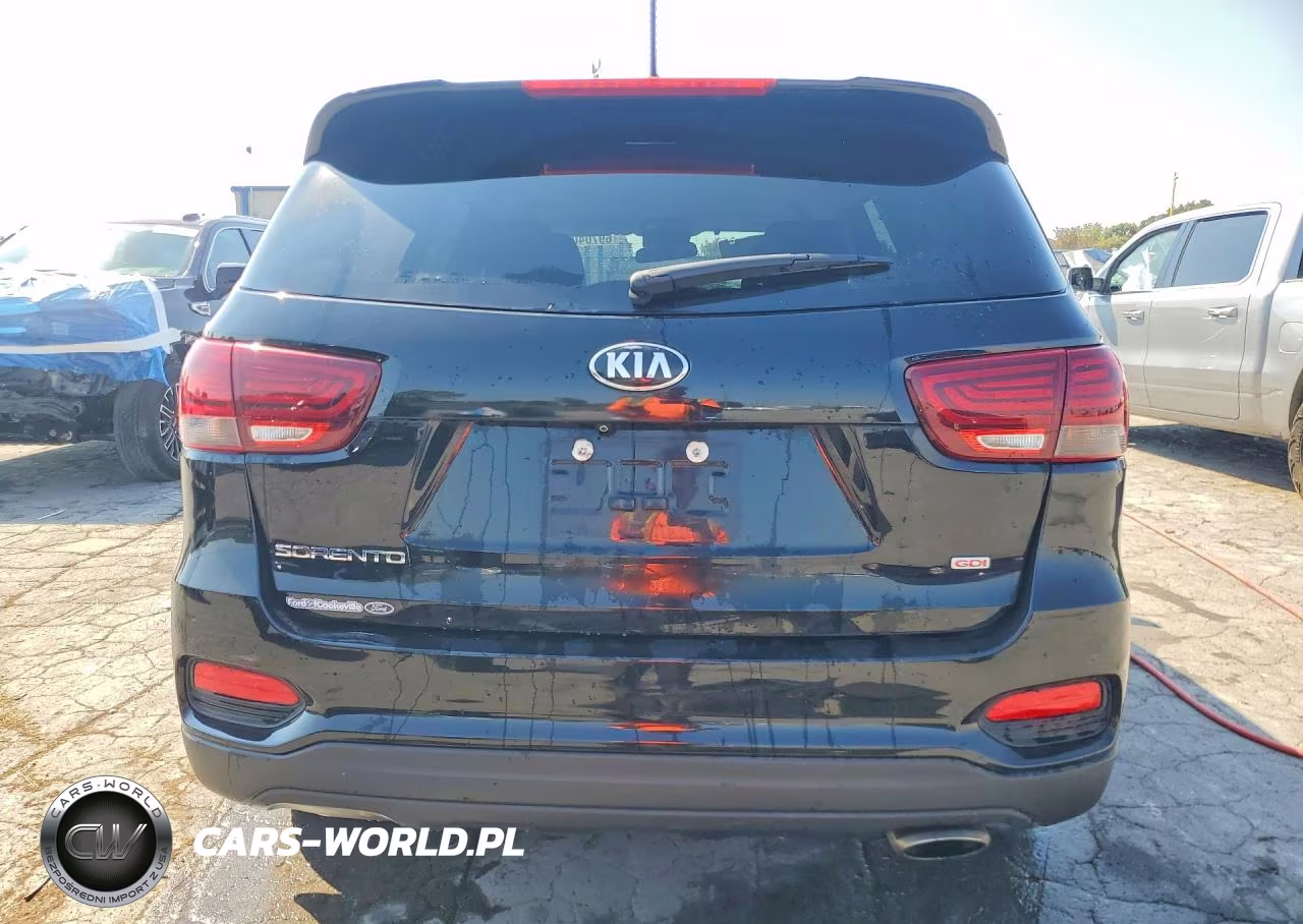 2019 Kia Sorento L VIN:5XYPG4A36KG511994 - 6