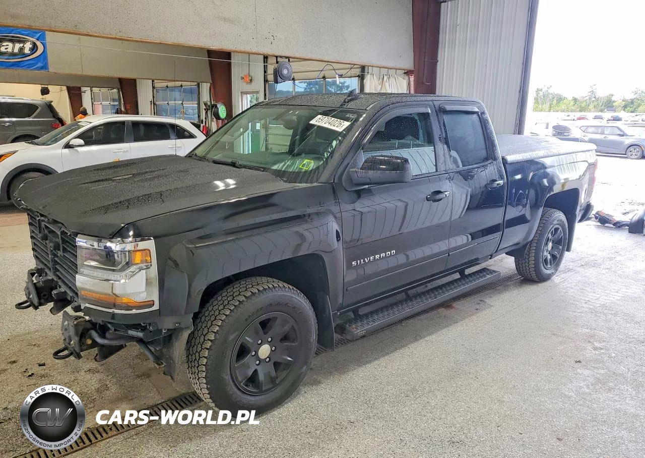 2018 Chevrolet Silverado K1500 Lt VIN:1GCVKREC2JZ142418 - 1
