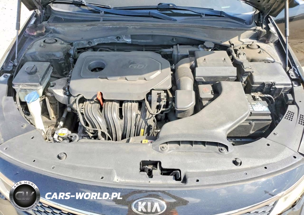 2018 Kia Optima S VIN:5XXGT4L35JG254547 - 11