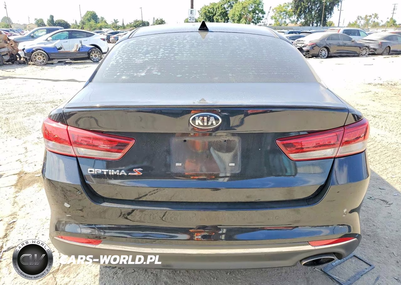 2018 Kia Optima S VIN:5XXGT4L35JG254547 - 6