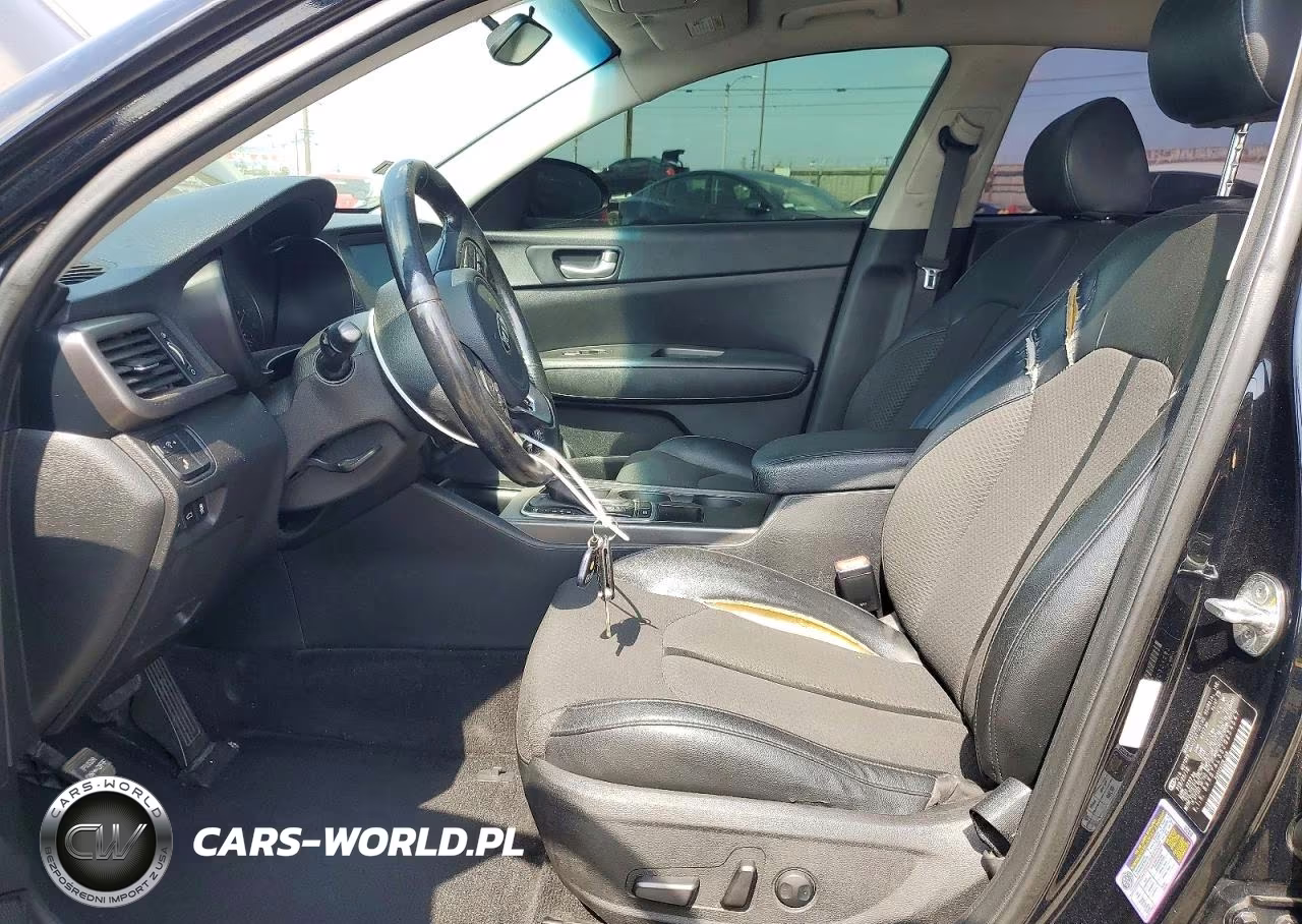 2018 Kia Optima S VIN:5XXGT4L35JG254547 - 7