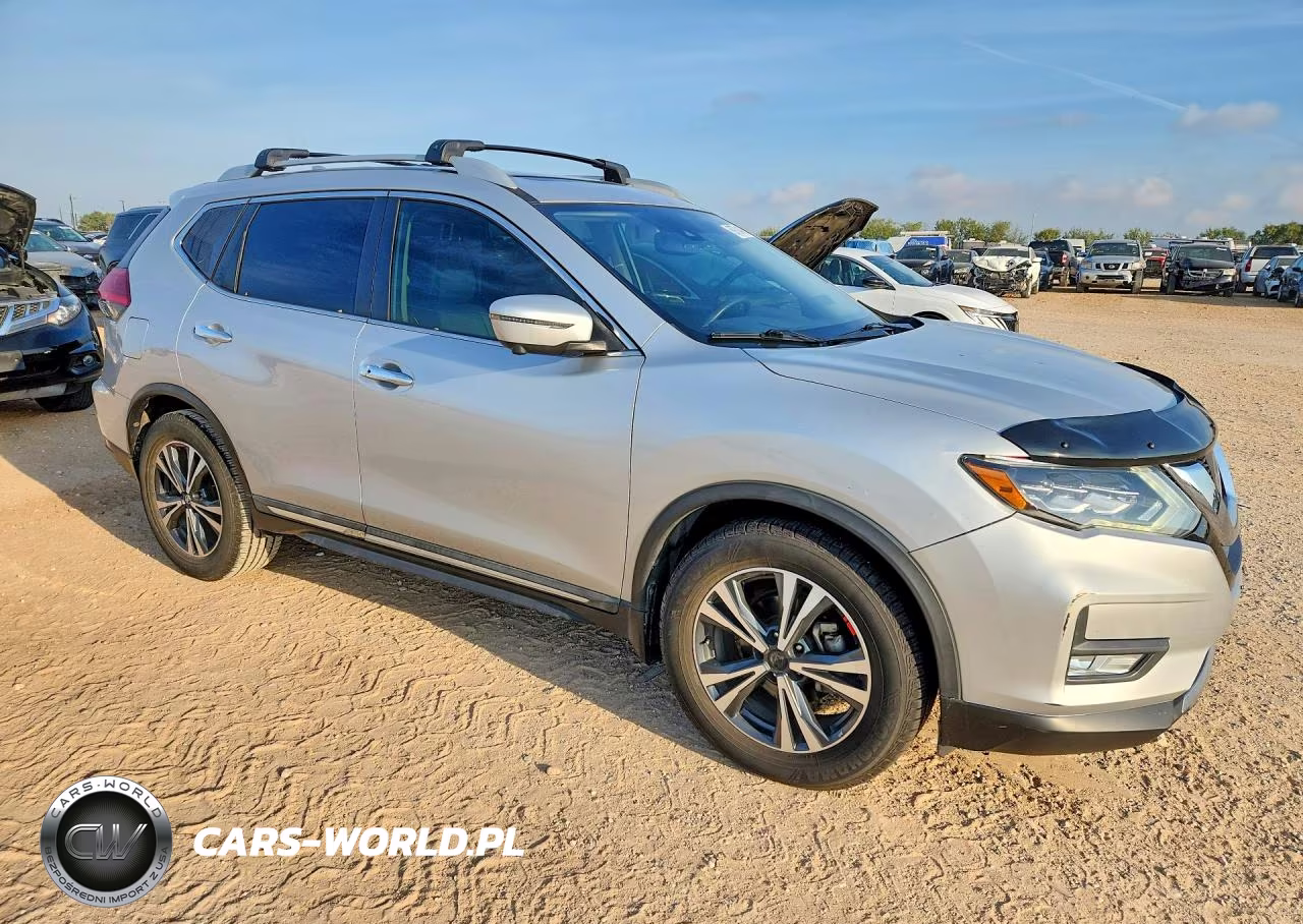 2017 Nissan Rogue Sl VIN:5N1AT2MTXHC832544 - 4