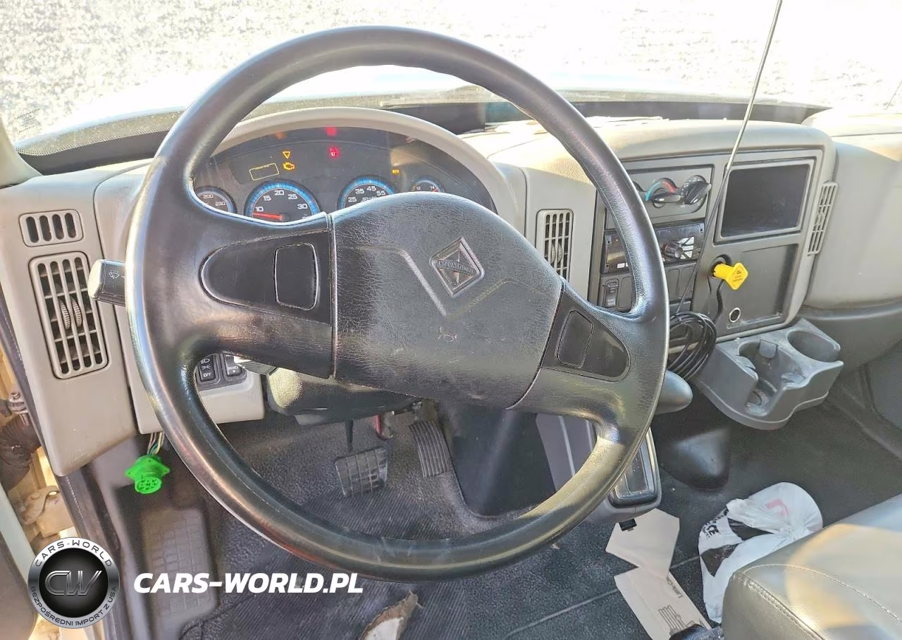2019 International 4300 Box Truck VIN:3HAMMMML9KL054495 - 8