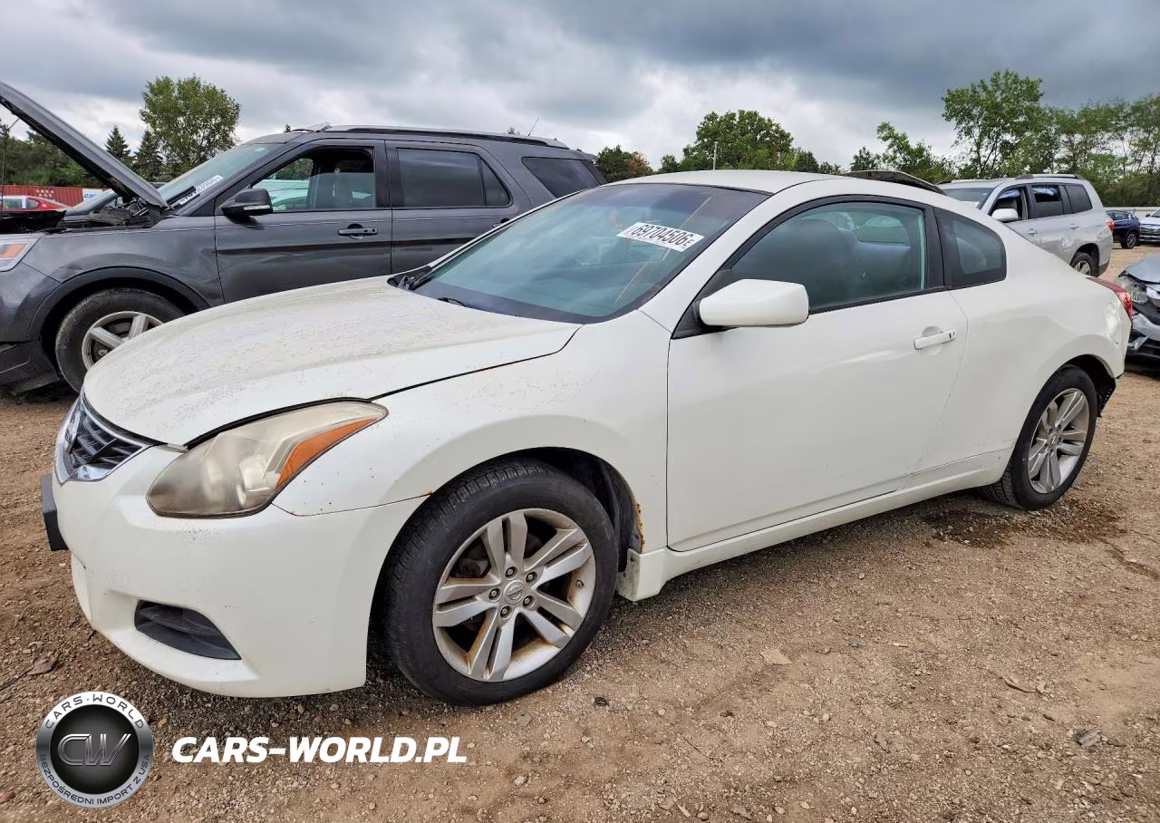 2013 Nissan Altima S – zdjęcie 1 z 12