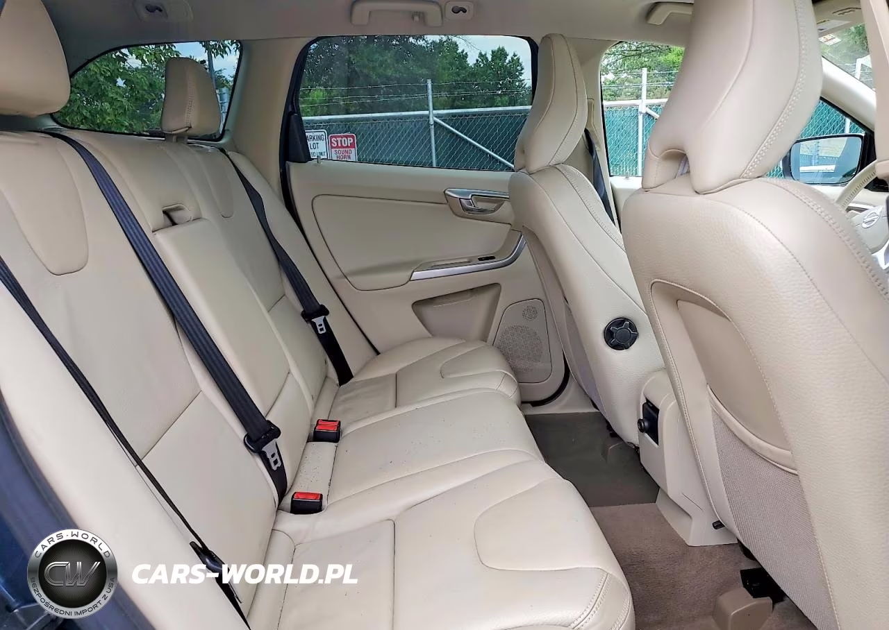 2011 Volvo Xc60 T6 VIN:YV4902DZ1B2184543 - 10
