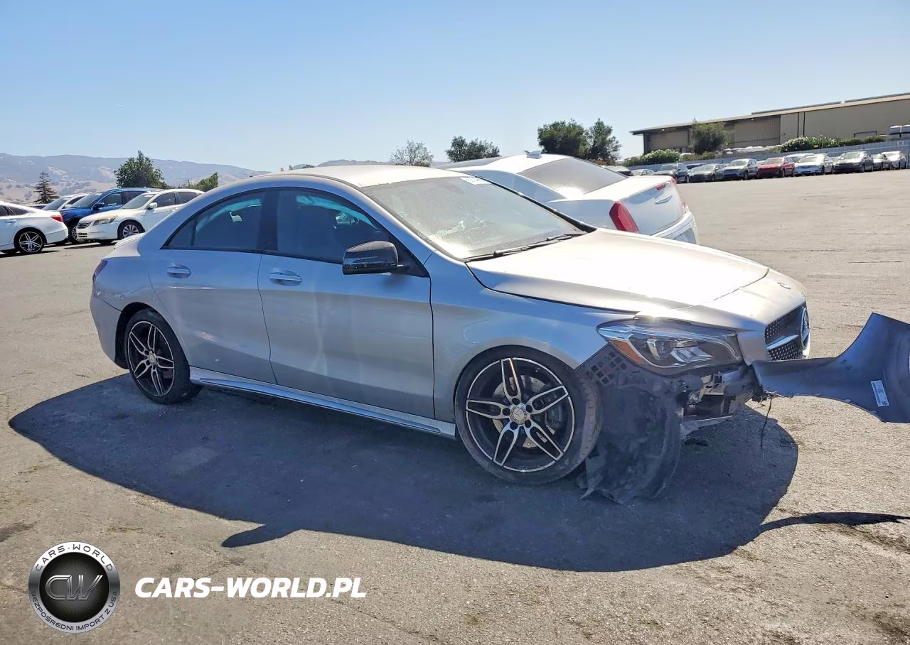 2018 Mercedes-Benz Cla 250 VIN:WDDSJ4EB1JN513260 - 4