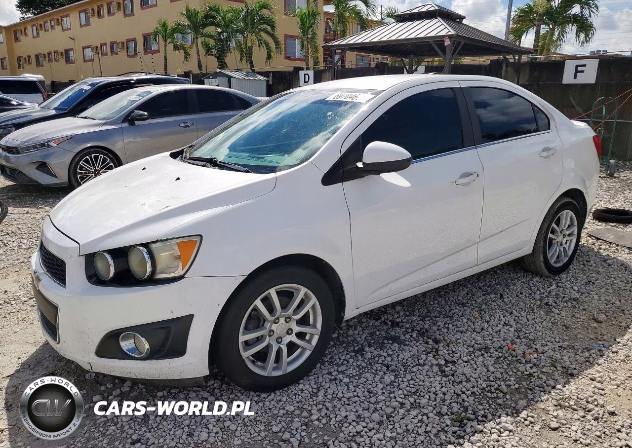 2015 Chevrolet Sonic Lt
