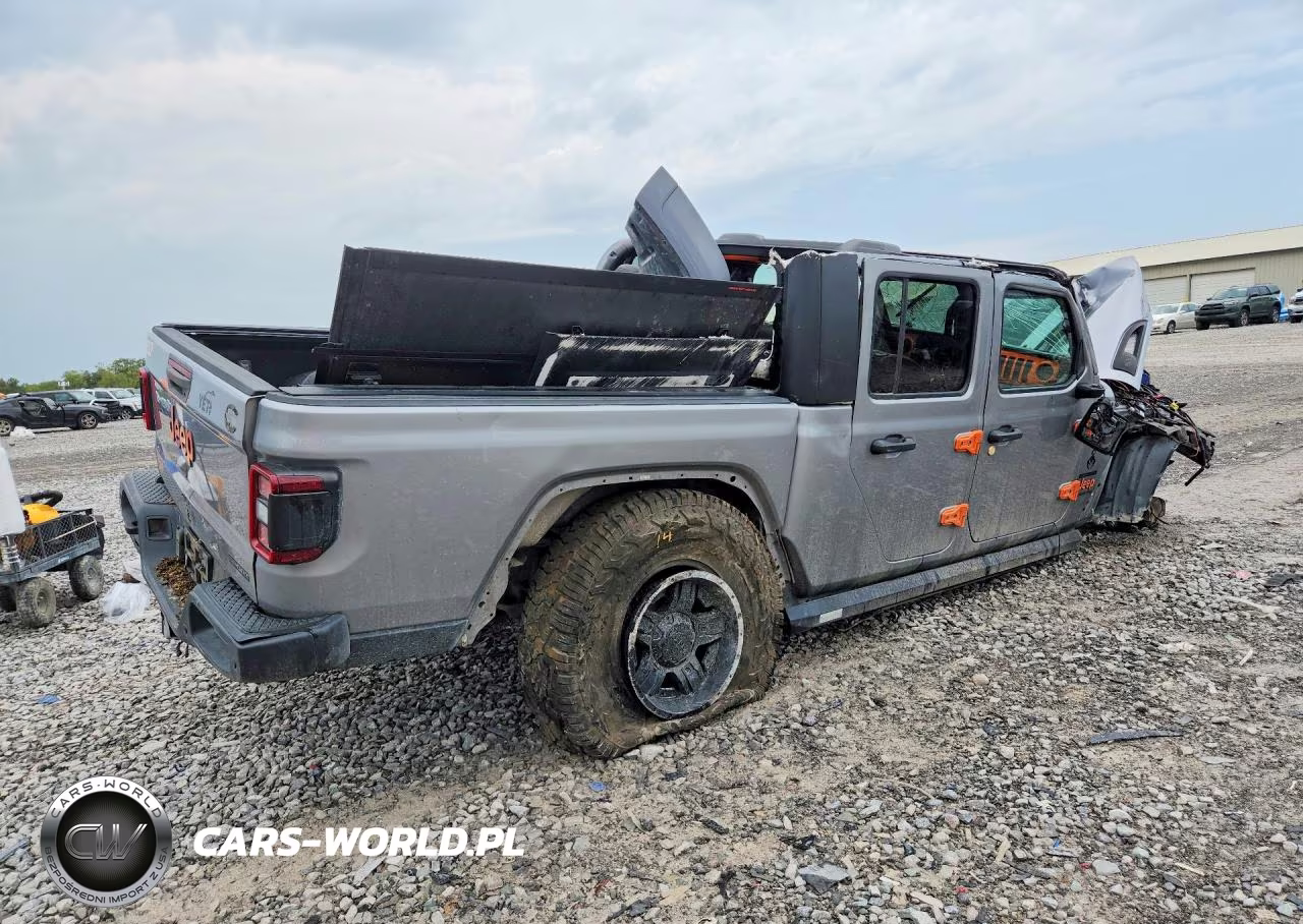 2020 Jeep Gladiator Sport VIN:1C6HJTAG7LL128551 - 3