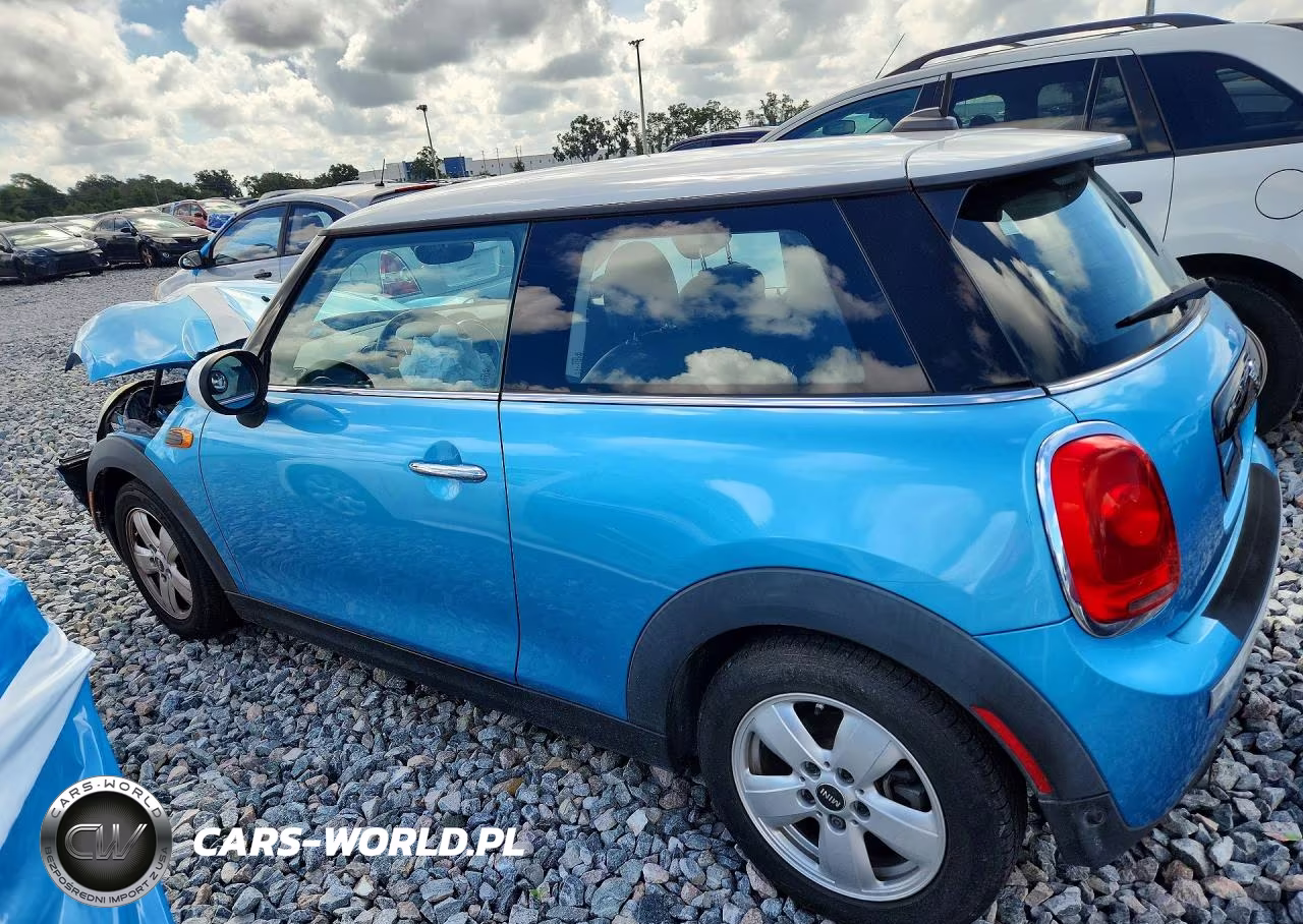 2017 Mini Cooper VIN:WMWXP5C31H2D16777 - 2