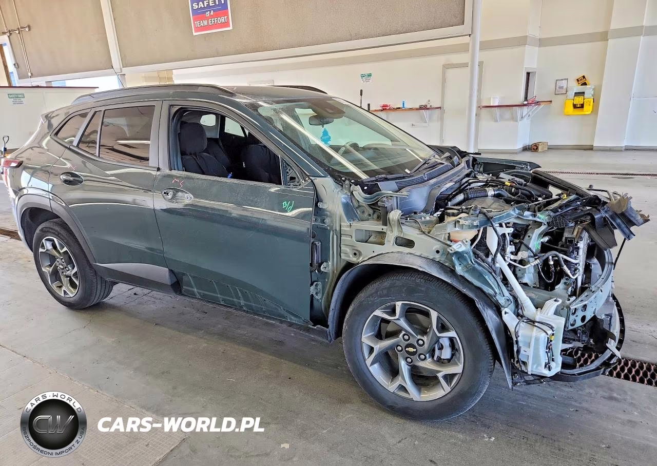 2025 Chevrolet Trax 1Lt VIN:KL77LHEPXSC084580 - 4