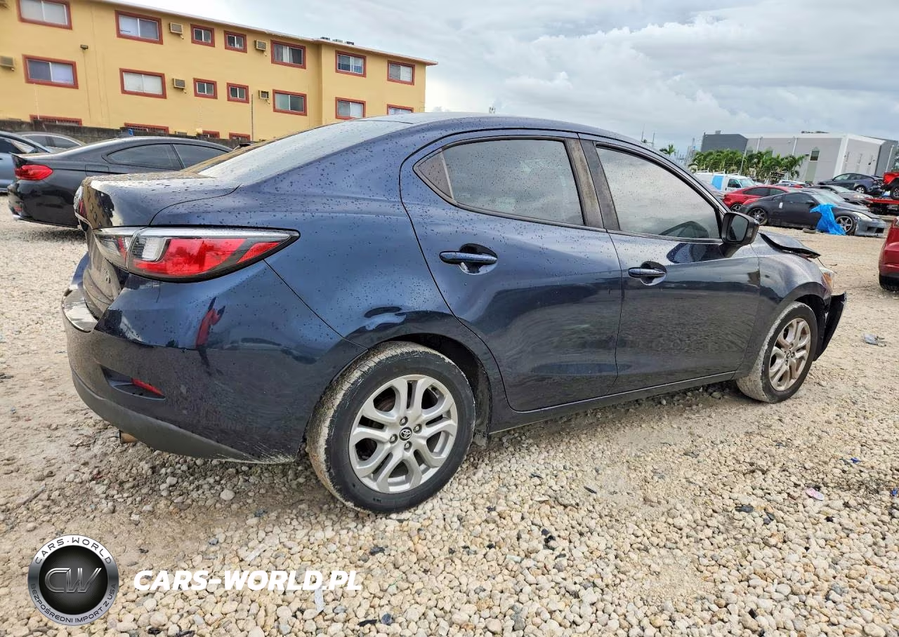 2018 Toyota Yaris Ia Base VIN:3MYDLBYV4JY309175 - 3