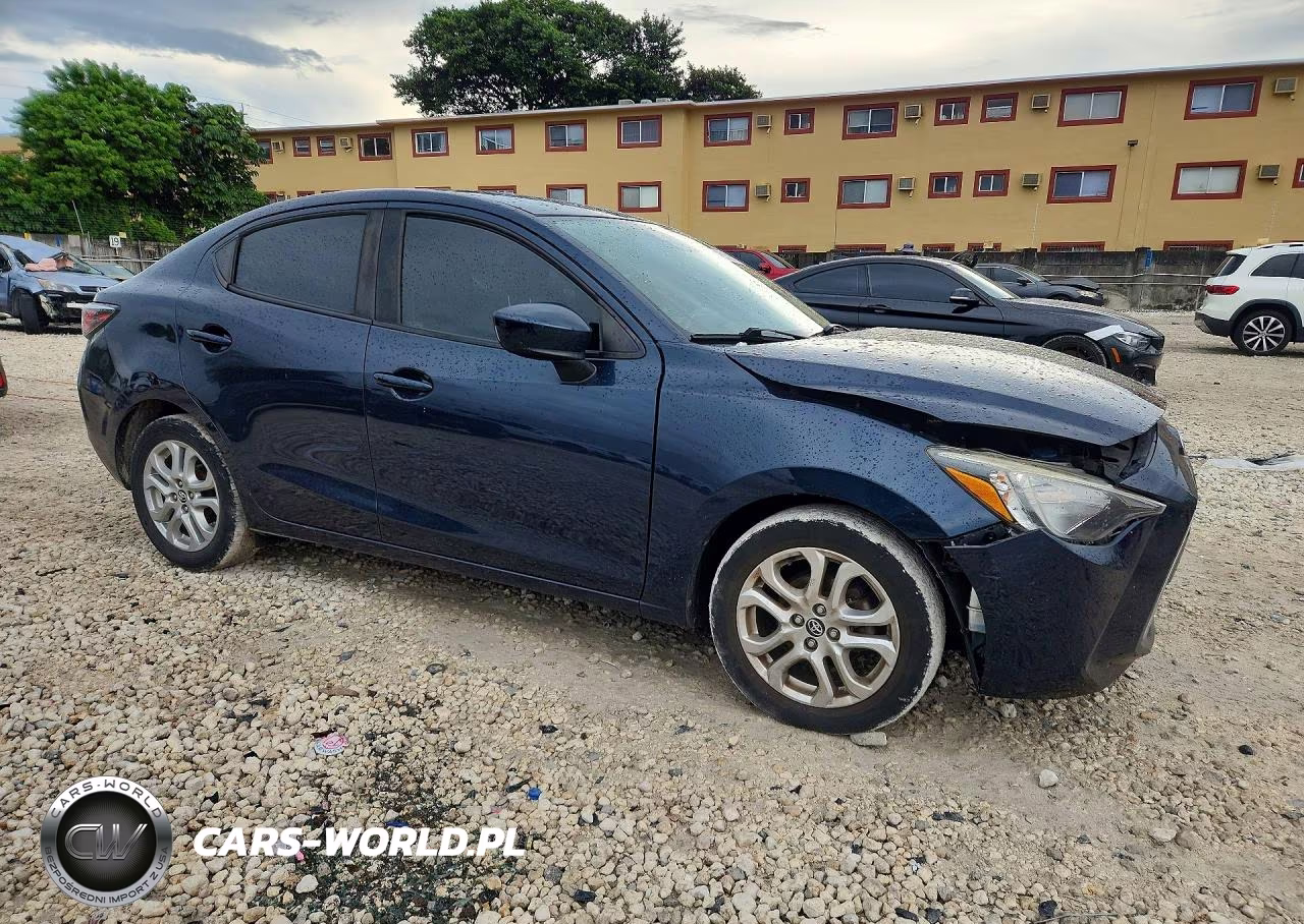 2018 Toyota Yaris Ia Base VIN:3MYDLBYV4JY309175 - 4