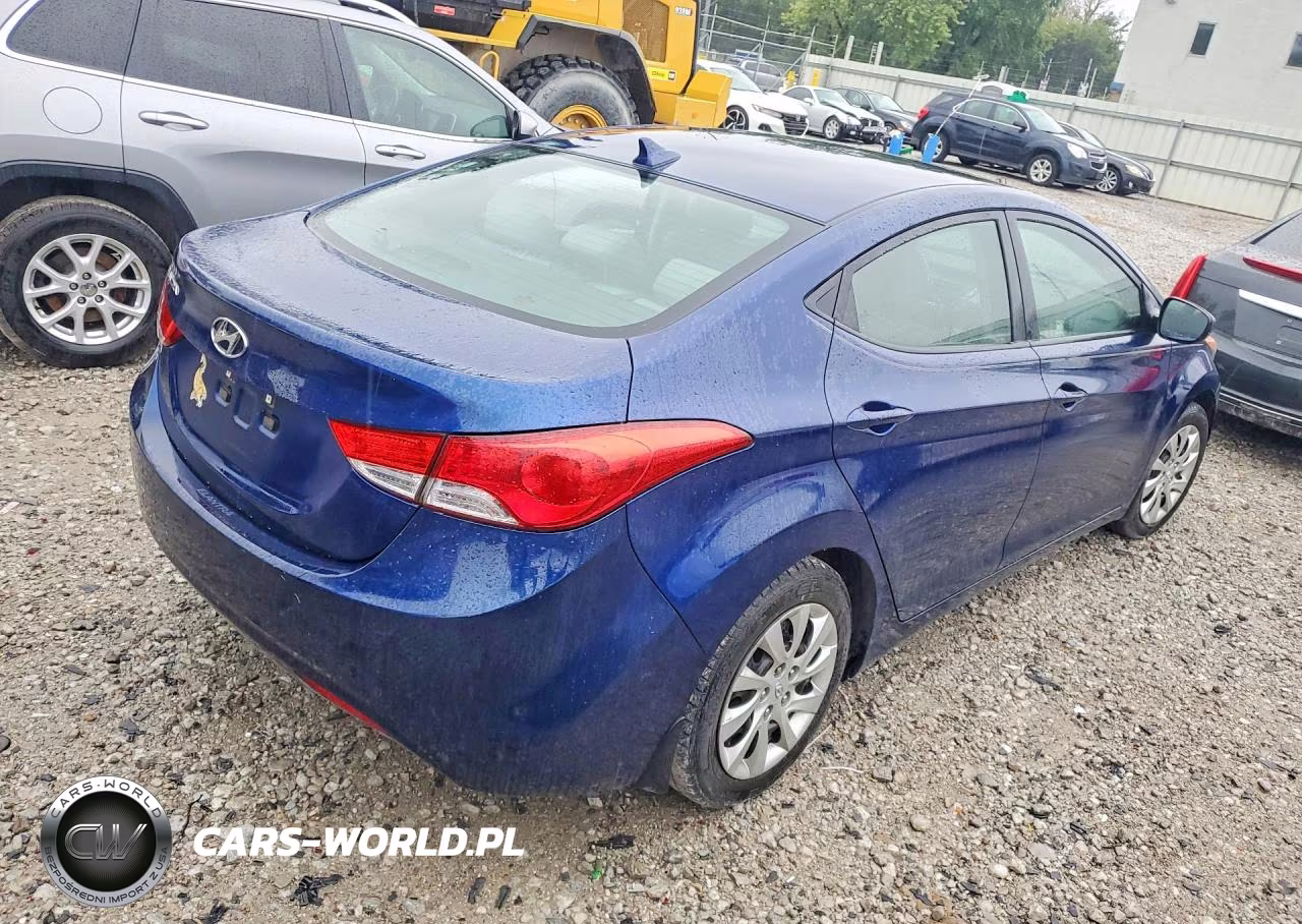2013 Hyundai Elantra Gls VIN:KMHDH4AE2DU485263 - 3