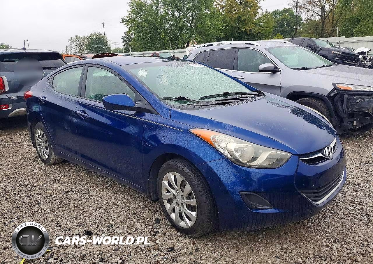 2013 Hyundai Elantra Gls VIN:KMHDH4AE2DU485263 - 4