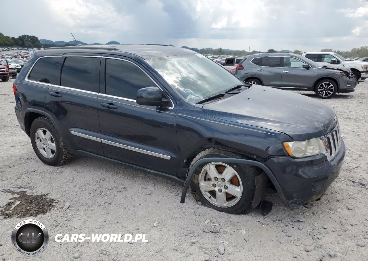 2012 Jeep Grand Cherokee Laredo VIN:1C4RJEAG8CC327777 - 4