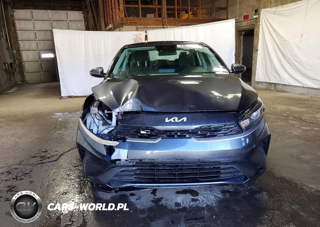 2024 Kia Forte Lxs VIN:3KPF24AD6RE827017 - 5
