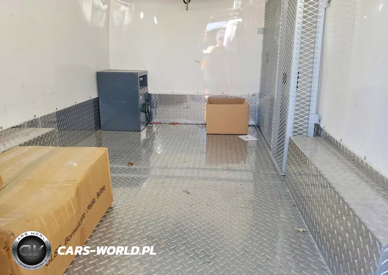 2018 Ford Transit T-250 VIN:1FTYR1ZM4JKB18028 - 10