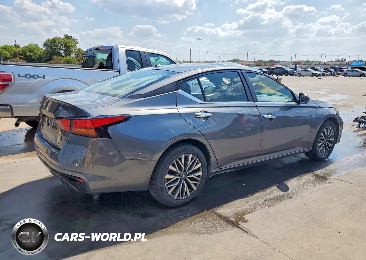 2025 Nissan Altima Sv VIN:1N4BL4DV2SN360041 - 3
