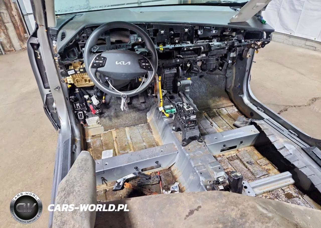 2026 Kia Niro Lx VIN:KNDCP3LEXT5336263 - 8