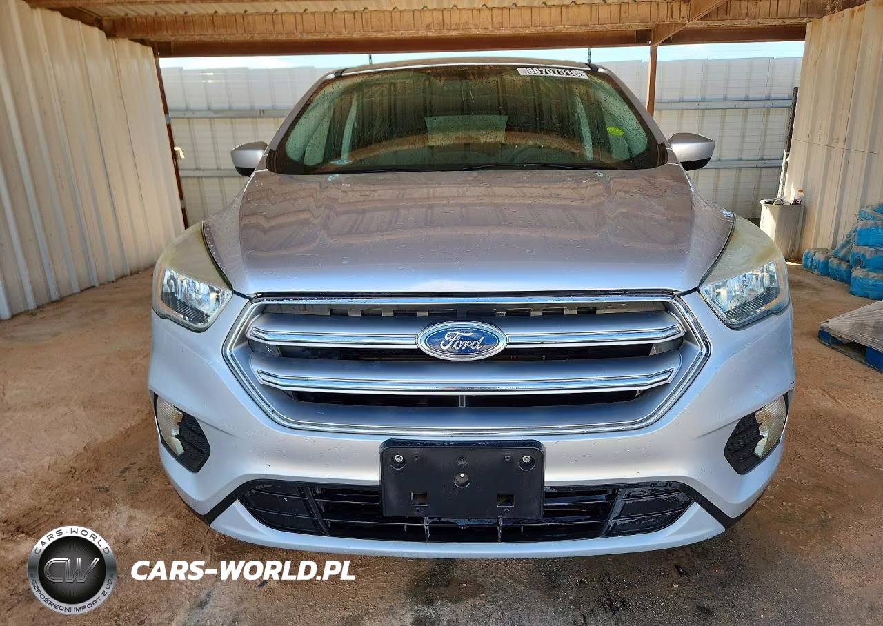 2017 Ford Escape Se VIN:1FMCU0GD2HUC24901 - 5