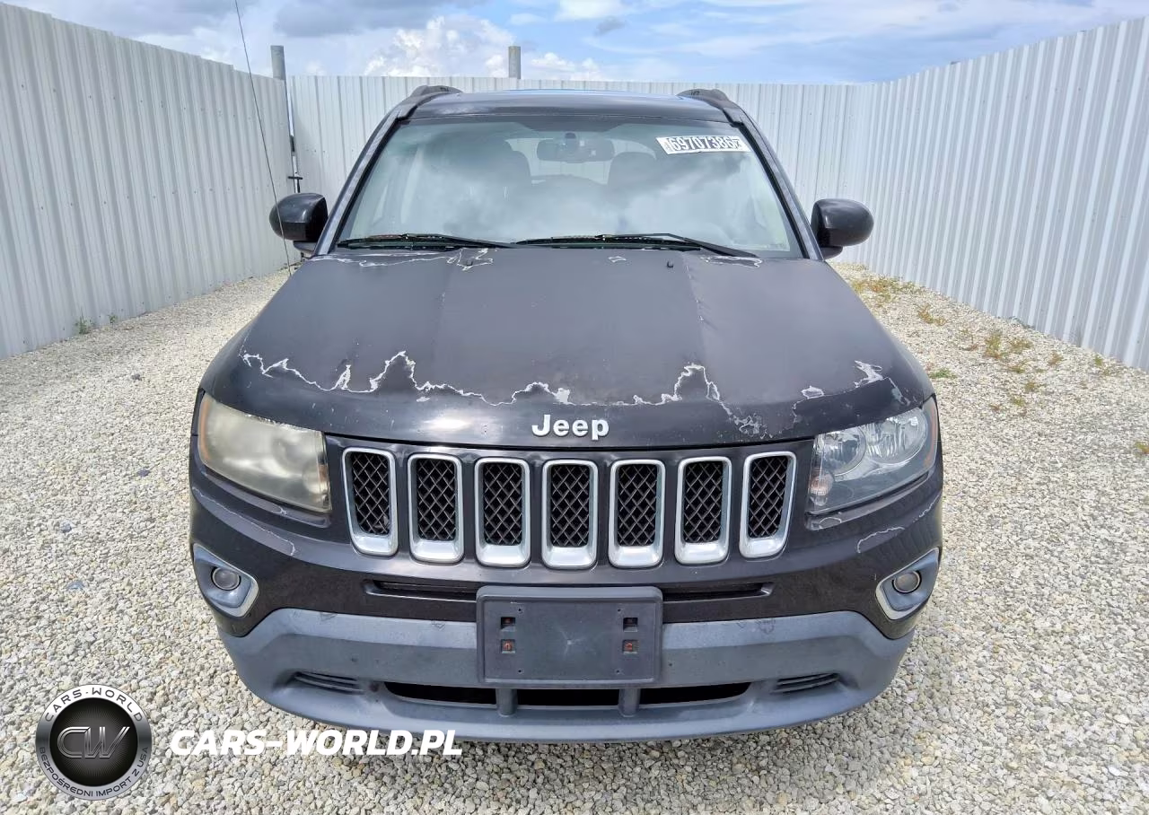 2016 Jeep Compass Latitude VIN:1C4NJDEB0GD572399 - 5