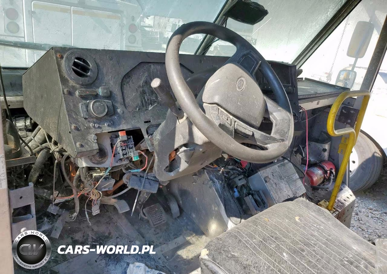 2021 Ford F59 - Trucks Delivery Truck VIN:1F66F5KNXM0A00451 - 8