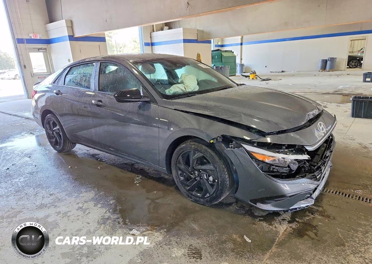 2026 Hyundai Elantra Sel Sport VIN:KMHLM4DG3TU282241 - 4