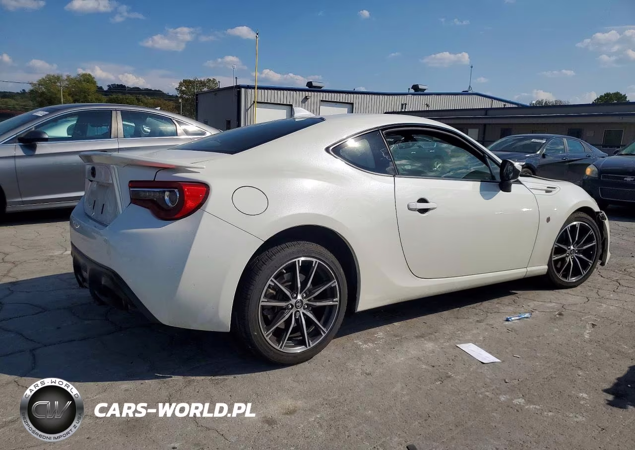 2019 Toyota 86 Base VIN:JF1ZNAA17K8700341 - 3