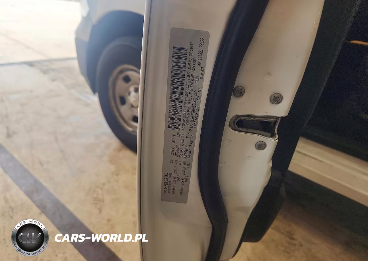 2017 Ram 1500 St VIN:1C6RR7FG1HS639876 - 12