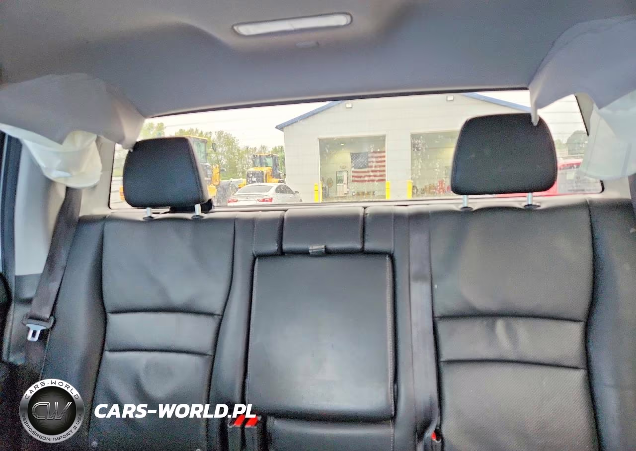 2017 Honda Ridgeline Rtl VIN:5FPYK3F55HB014725 - 10