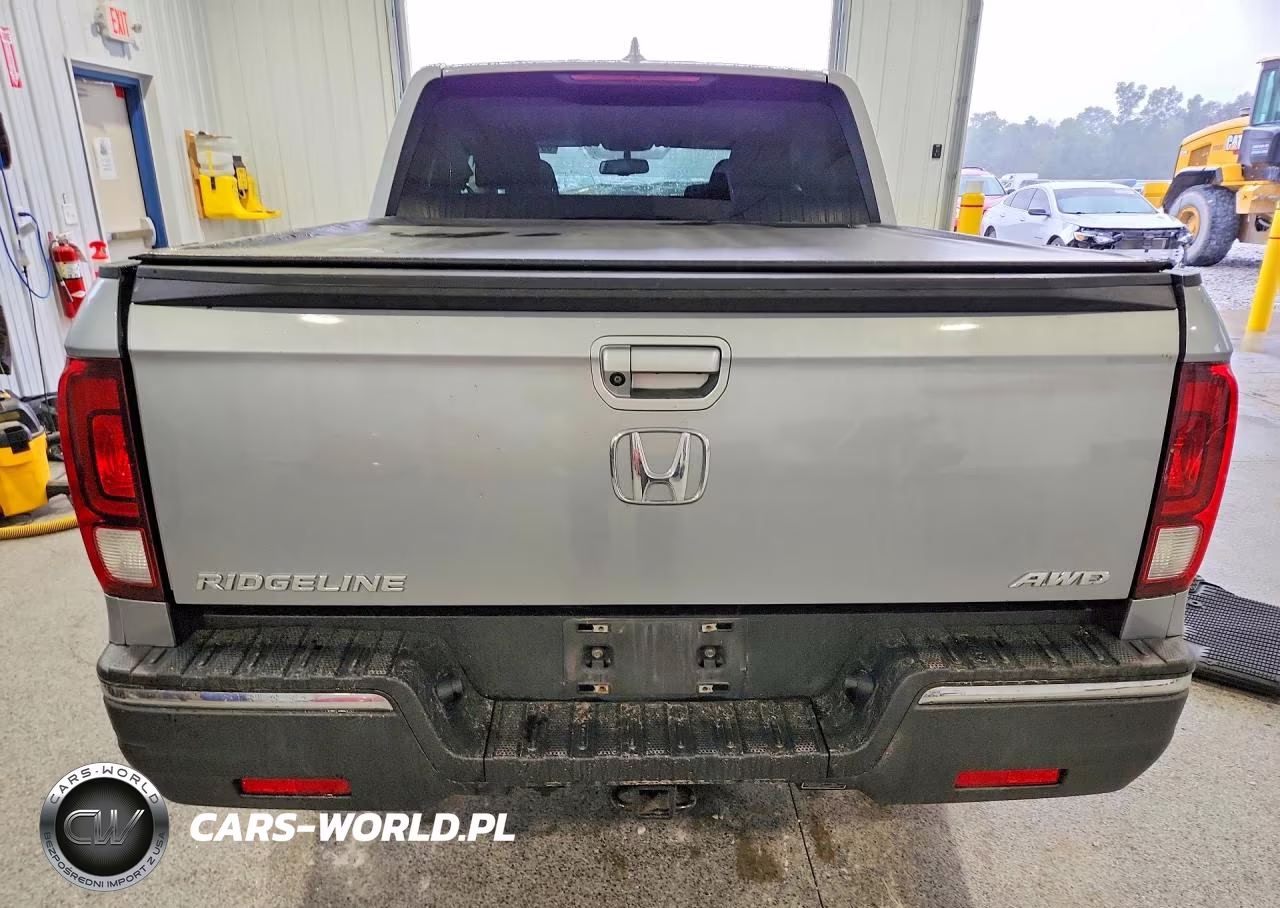 2017 Honda Ridgeline Rtl VIN:5FPYK3F55HB014725 - 6