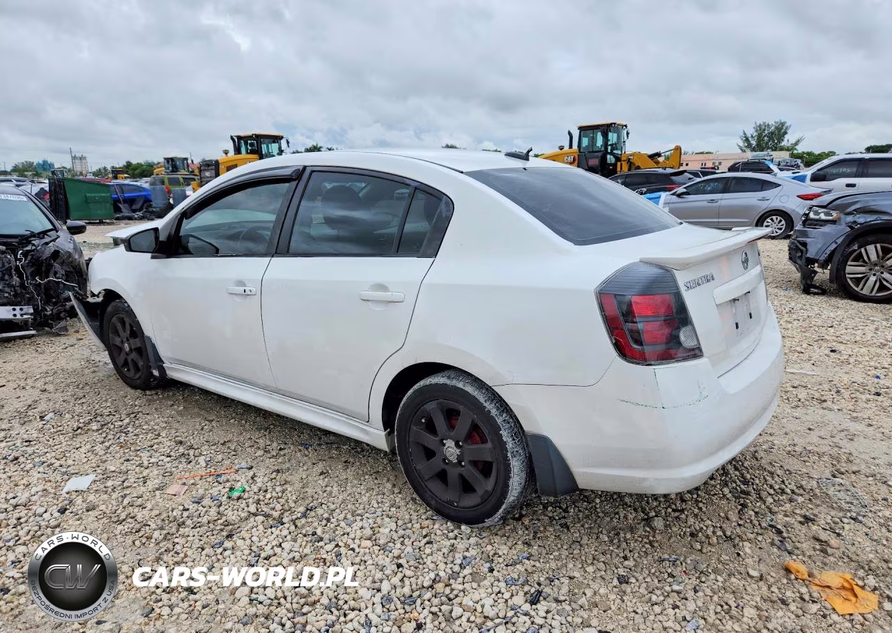 2012 Nissan Sentra 2.0 VIN:3N1AB6AP7CL742032 - 2