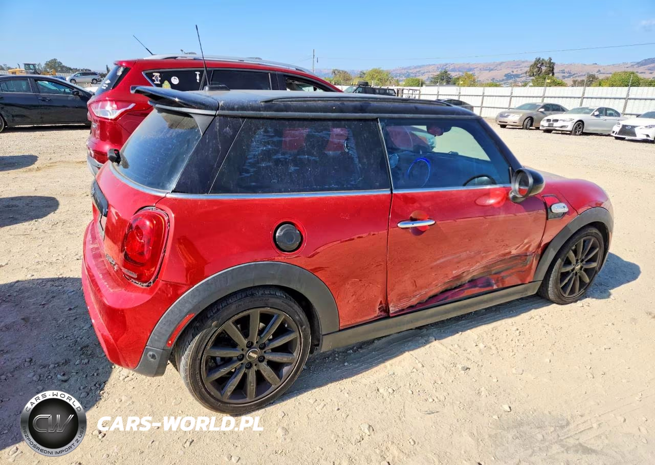 2015 Mini Cooper S VIN:WMWXP7C59F2A34980 - 3