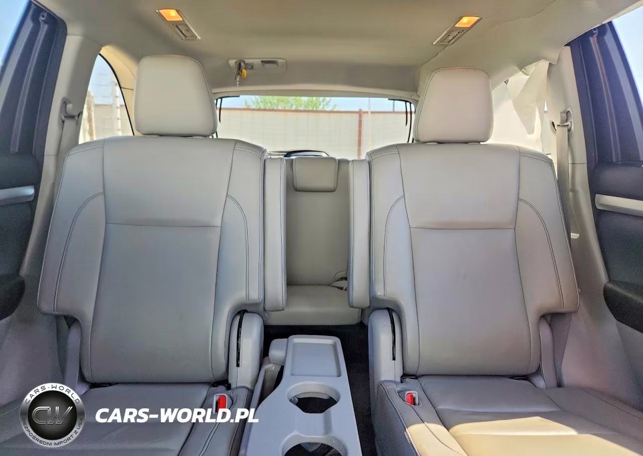 2018 Toyota Highlander Xle VIN:5TDKZRFH4JS286837 - 10